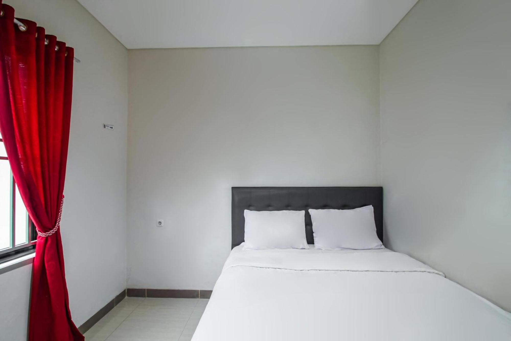 פאנגקאלפינאנג Capital O 93589 Hotel Wongso Syariah מראה חיצוני תמונה